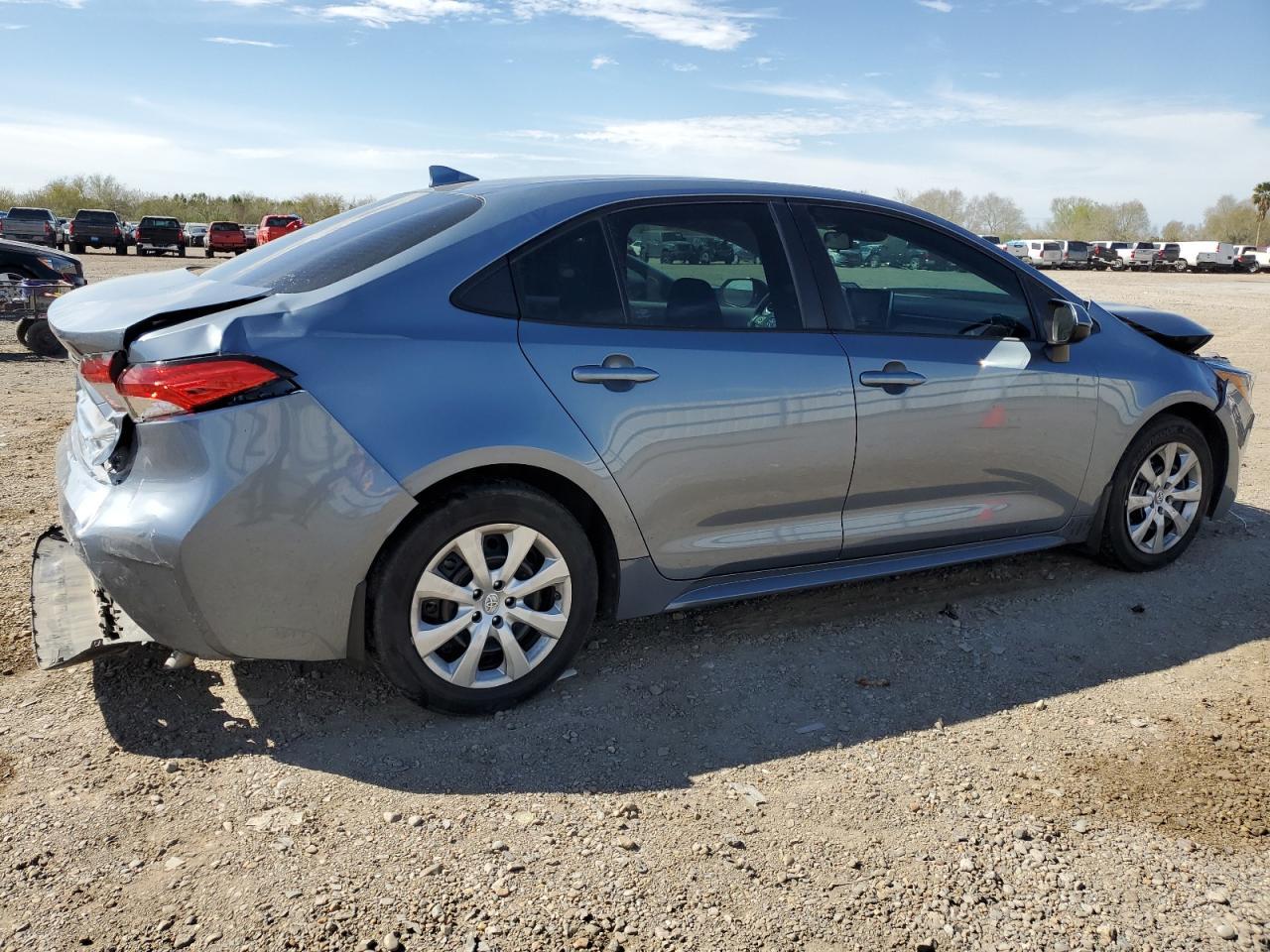 2021 TOYOTA COROLLA LE - Фото 3