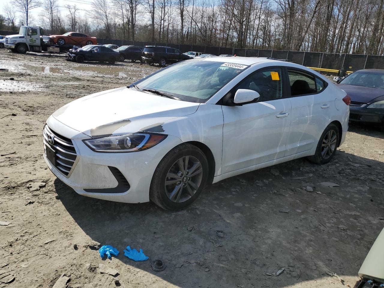 2018 HYUNDAI ELANTRA SE