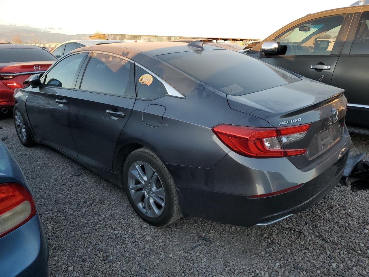 2018 HONDA ACCORD LX - Фото 2