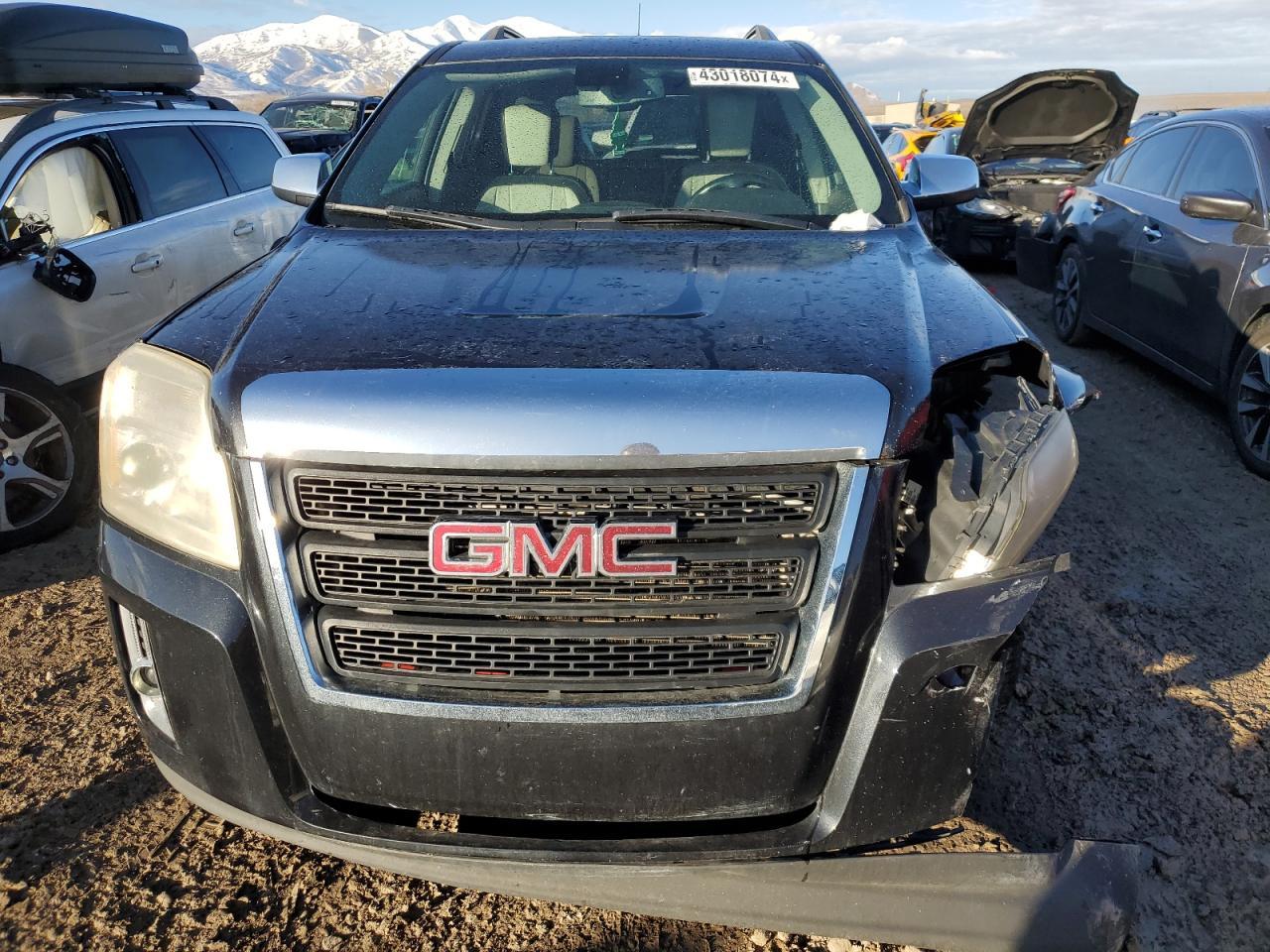 2012 GMC TERRAIN SL - Image 5