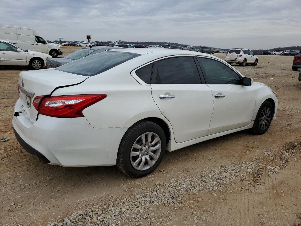 2017 NISSAN ALTIMA 2.5 - Фото 3