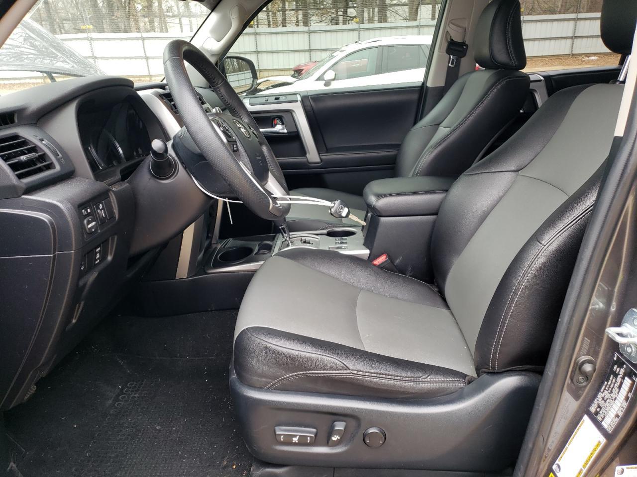 2017 TOYOTA 4RUNNER SR - Фото 7