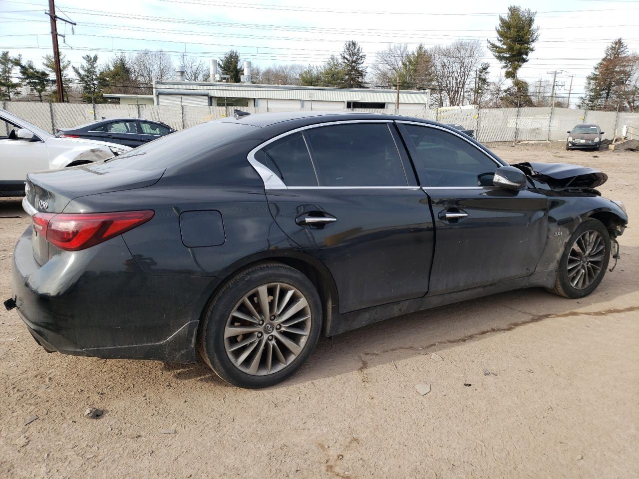 2018 INFINITI Q50 LUXE - Image 3