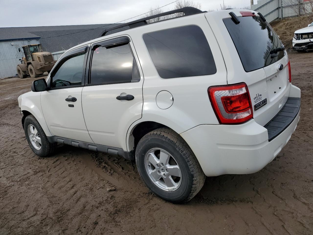 2012 FORD ESCAPE XLT - Фото 2