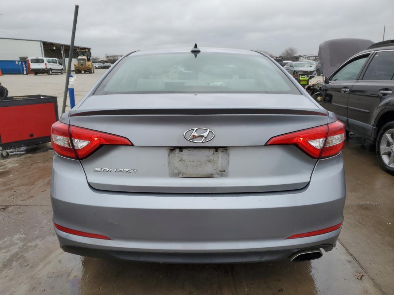 2017 HYUNDAI SONATA SE - Фото 6