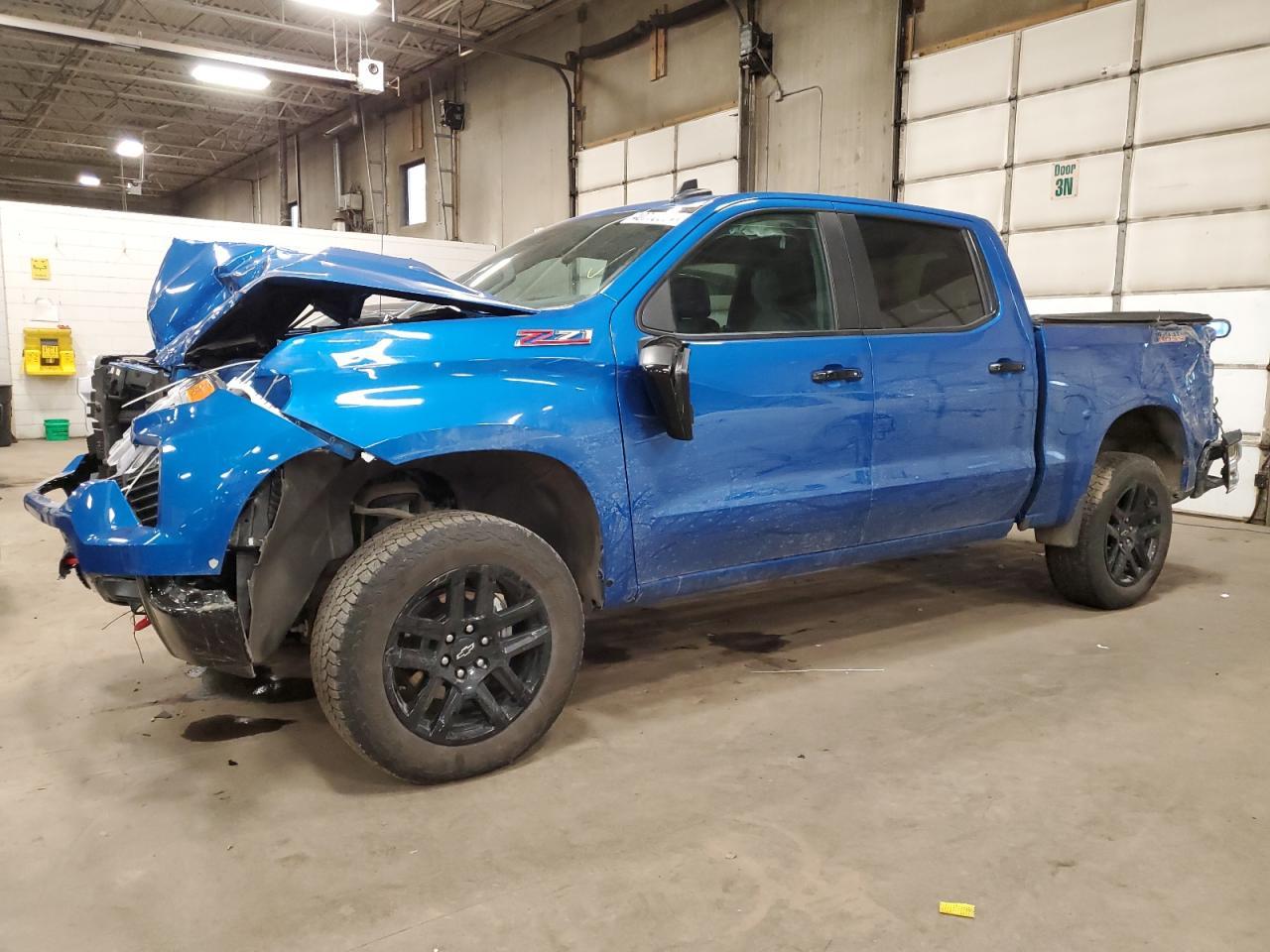 2023 CHEVROLET SILVERADO2