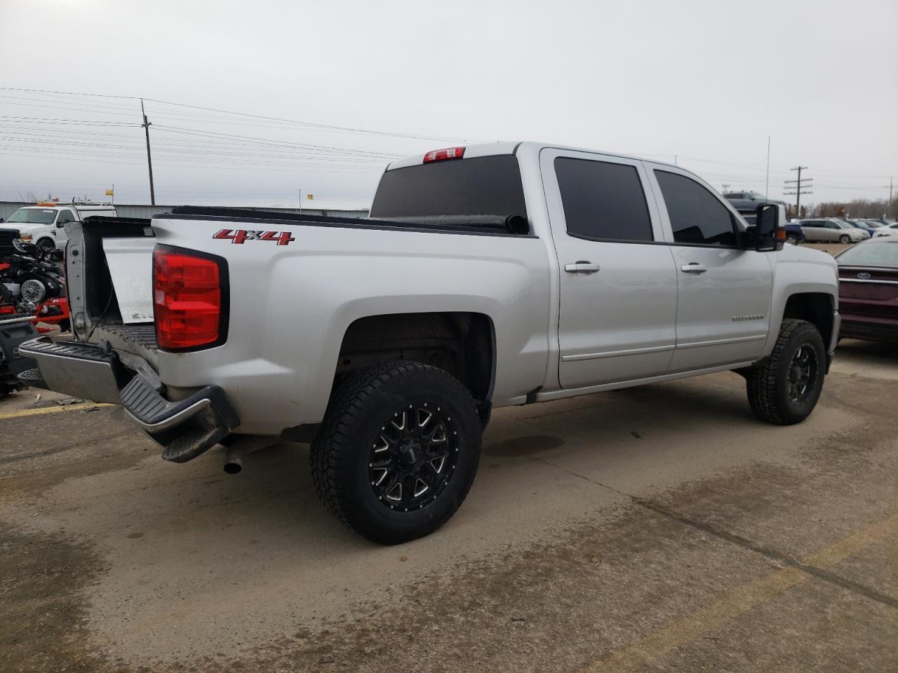 2018 CHEVROLET SILVERADO - Фото 3