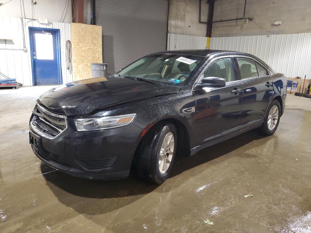 2014 FORD TAURUS SE