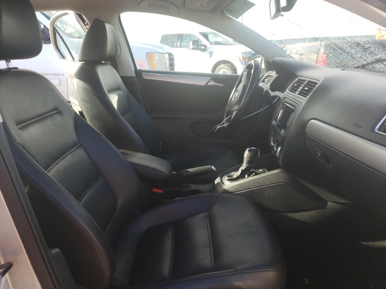 2014 VOLKSWAGEN JETTA SE - Image 7