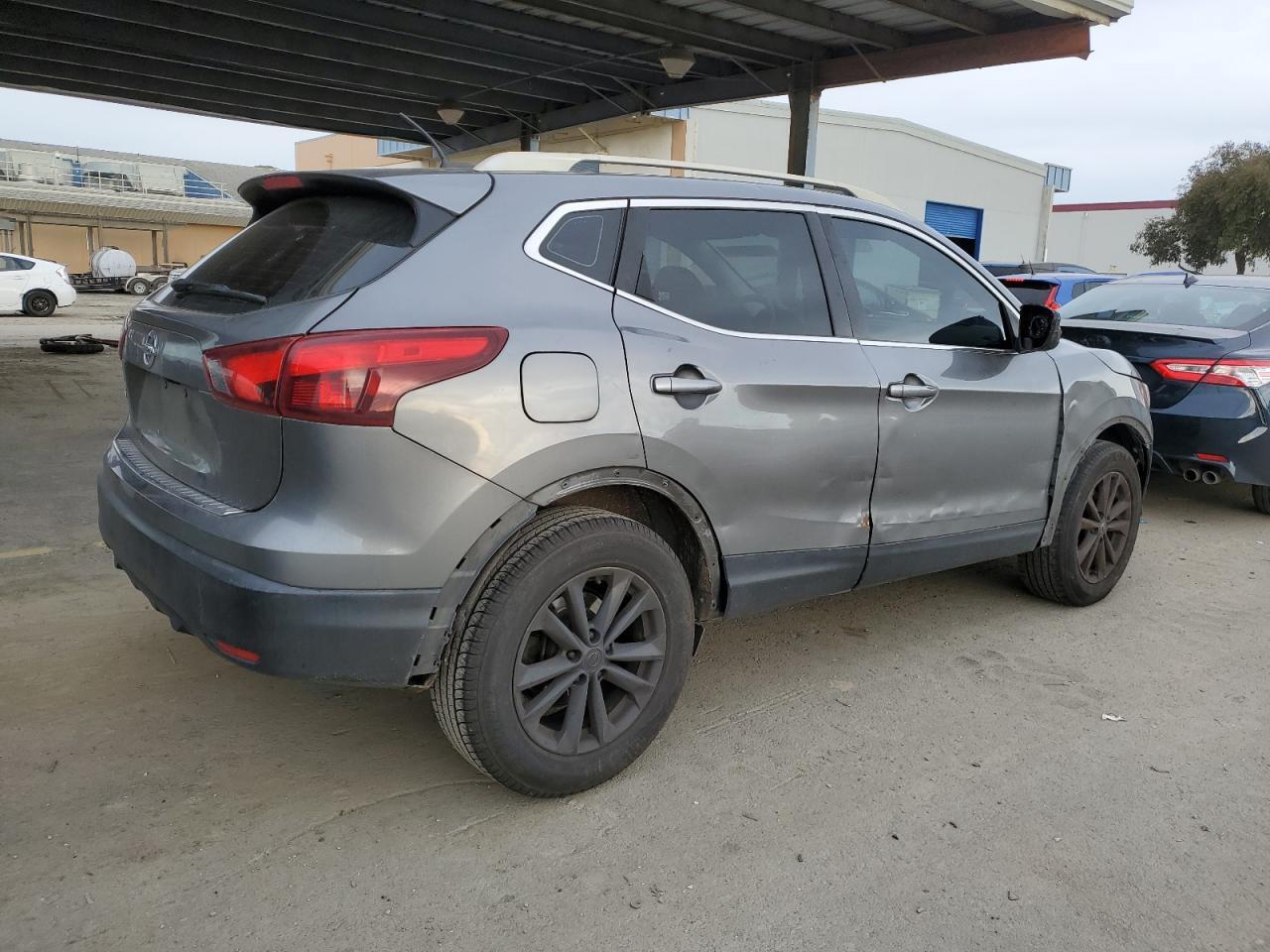 2017 NISSAN ROGUE SPOR - Фото 3