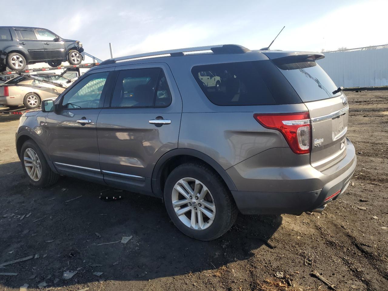 2013 FORD EXPLORER X - Image 2