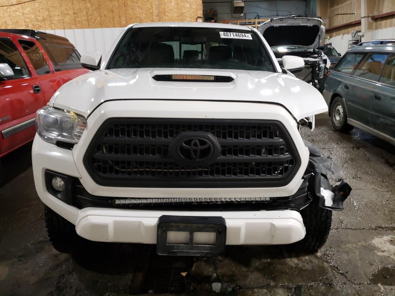 2016 TOYOTA TACOMA DOU - Фото 5