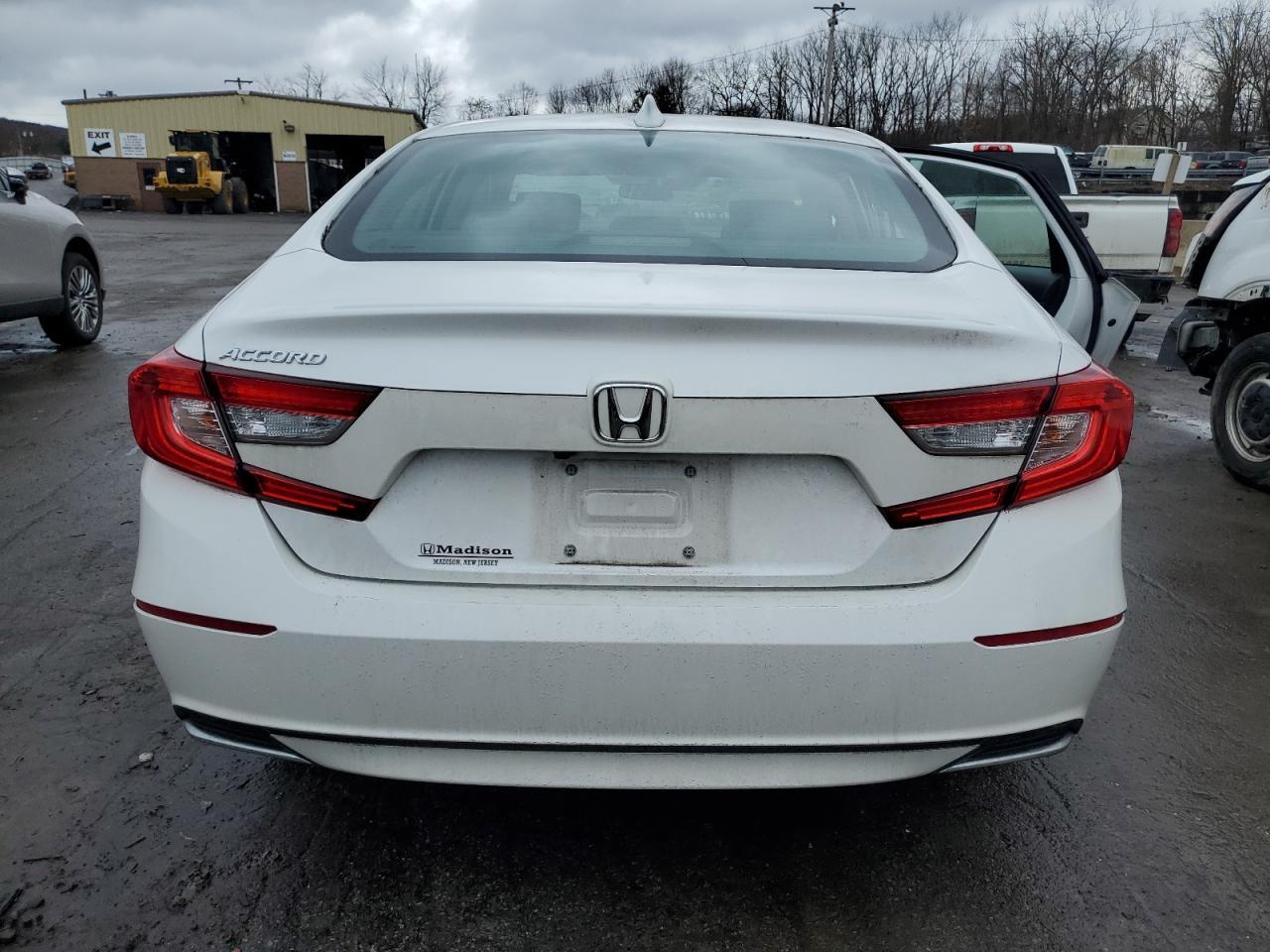 2018 HONDA ACCORD LX - Фото 6