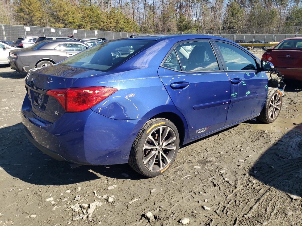 2018 TOYOTA COROLLA L - Фото 3