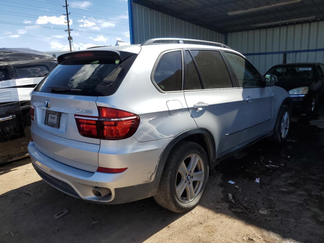 2012 BMW X5 XDRIVE3 - Image 3