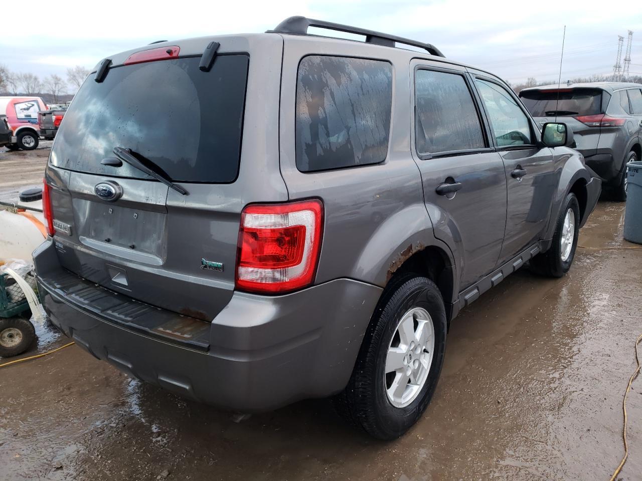 2012 FORD ESCAPE XLT - Фото 3