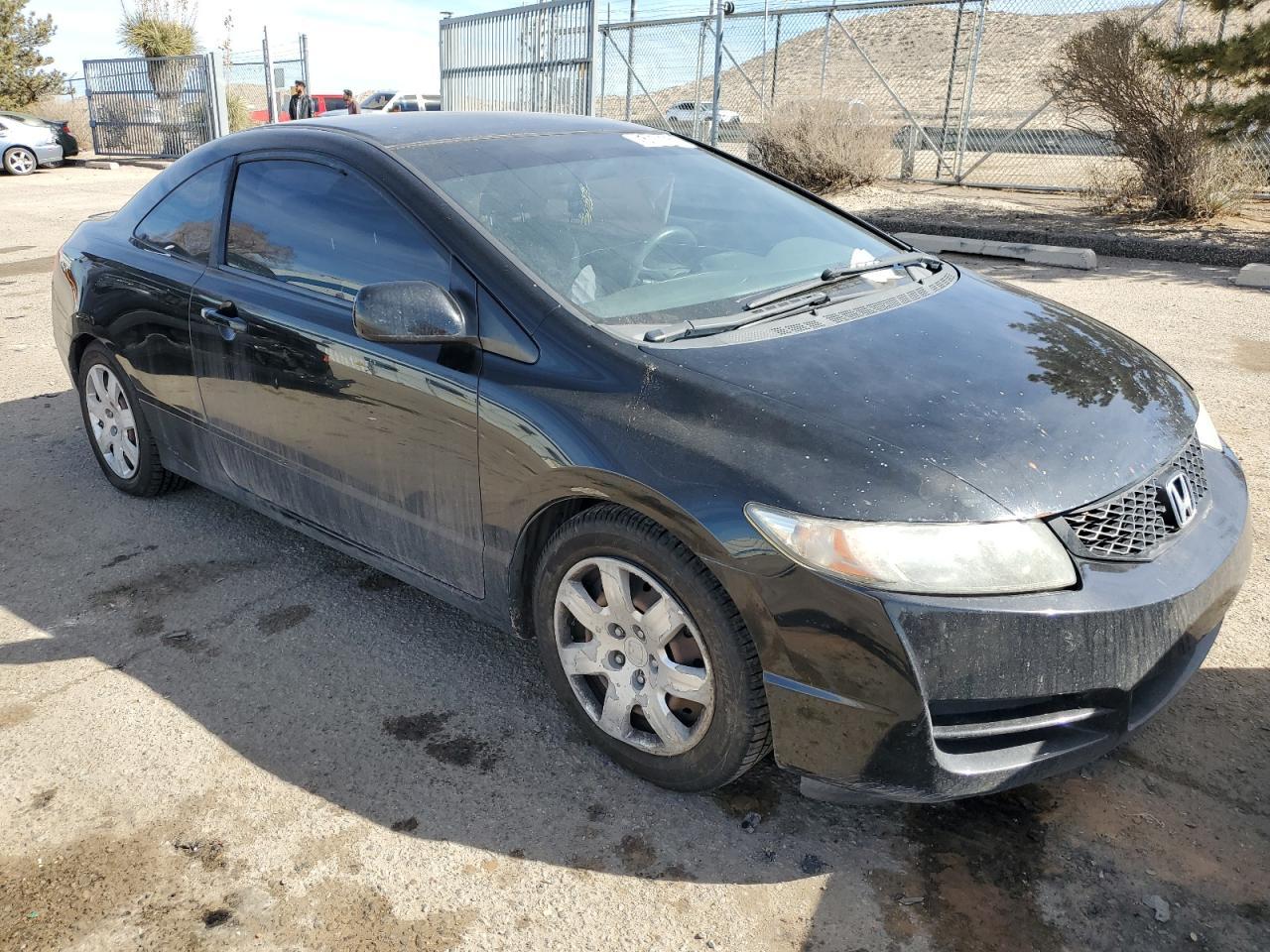 2011 HONDA CIVIC LX - Image 4
