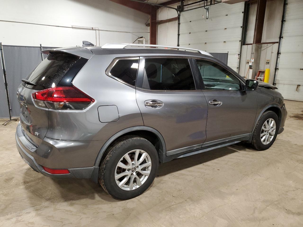 2018 NISSAN ROGUE S - Фото 3
