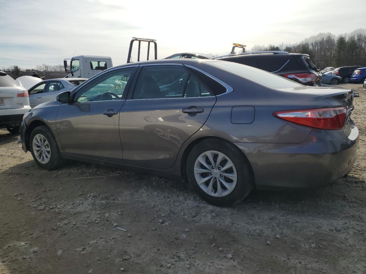 2017 TOYOTA CAMRY LE - Image 2
