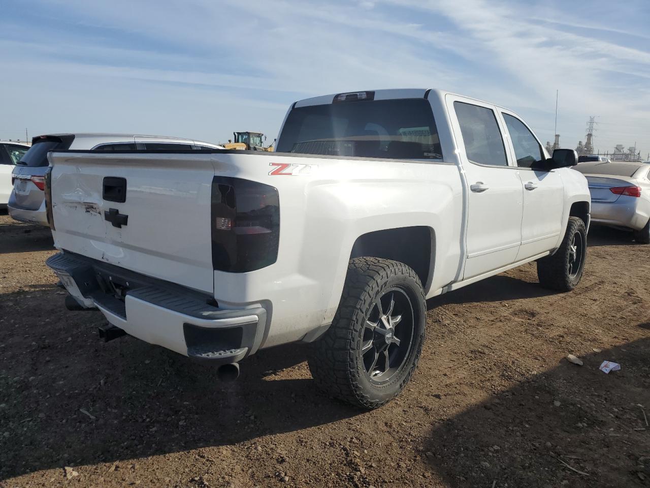2018 CHEVROLET SILVERADO - Фото 3