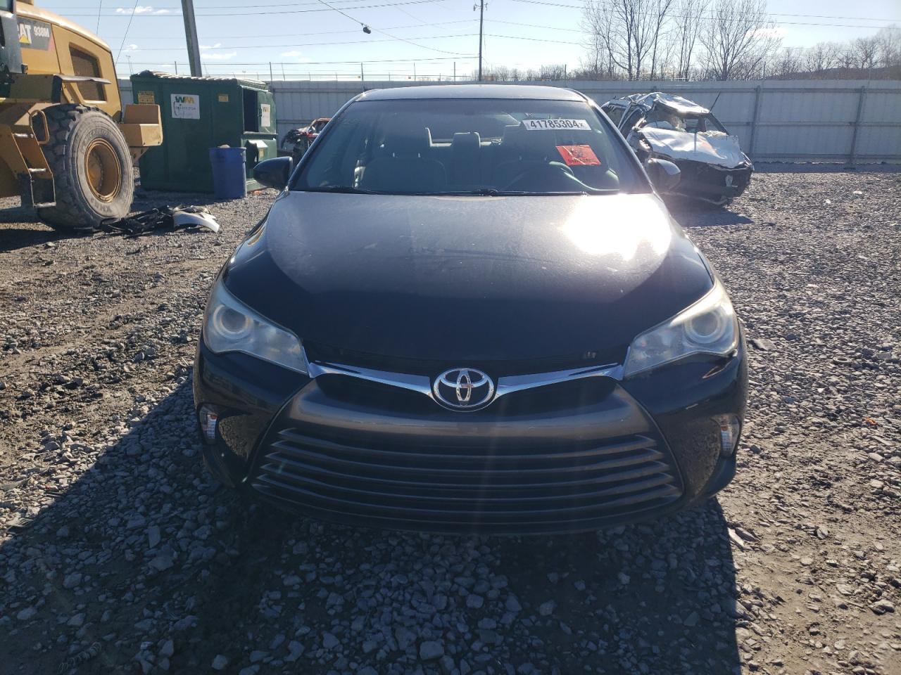 2015 TOYOTA CAMRY LE - Фото 5