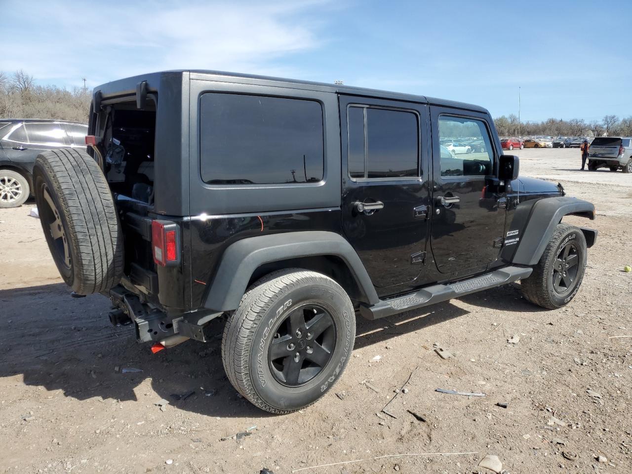 2017 JEEP WRANGLER U - Image 3
