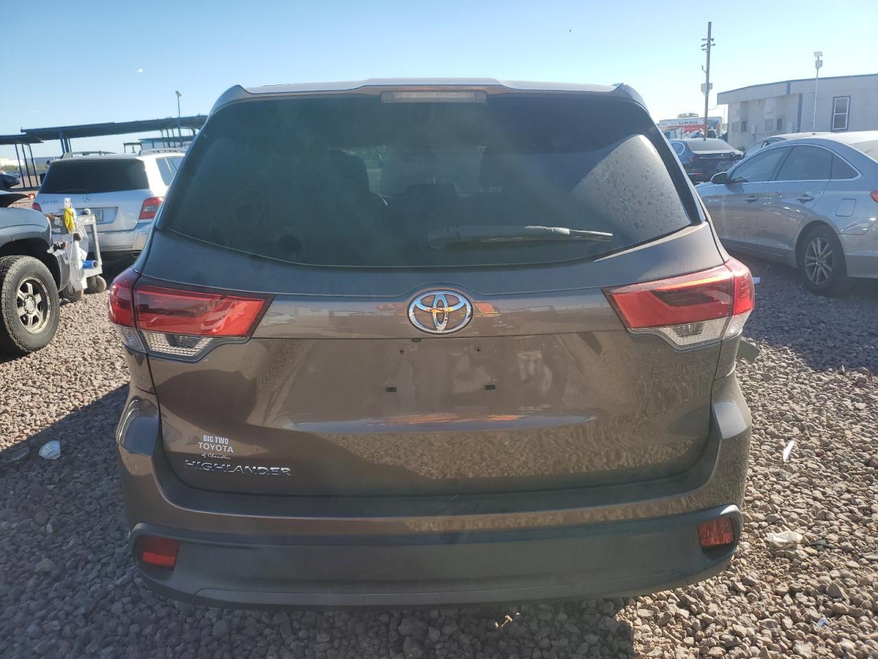 2019 TOYOTA HIGHLANDER - Фото 6