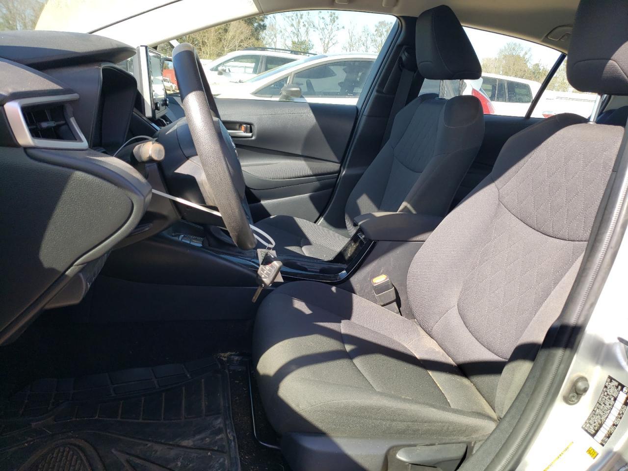 2021 TOYOTA COROLLA LE - Фото 7