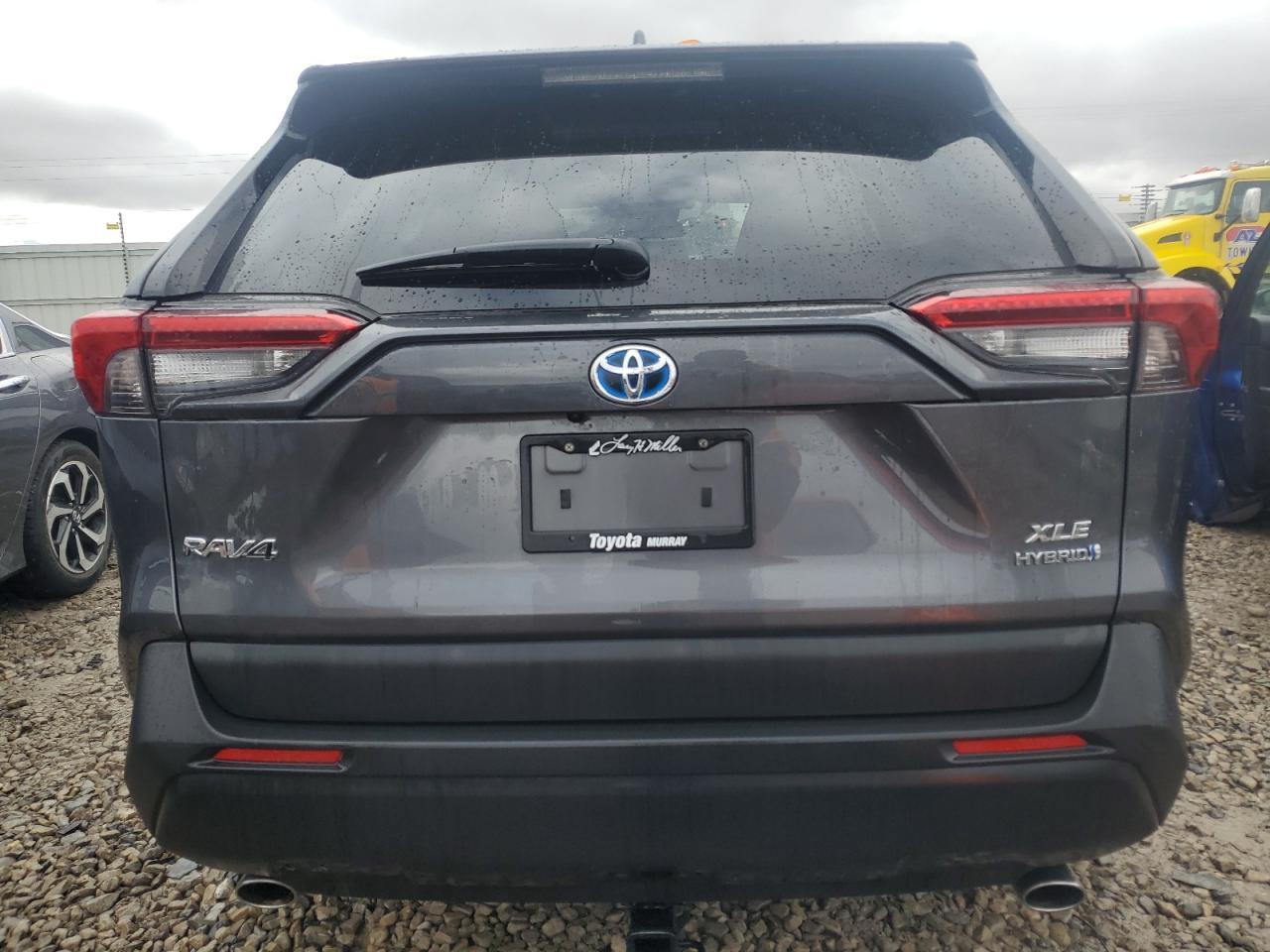 2022 TOYOTA RAV4 XLE - Фото 6