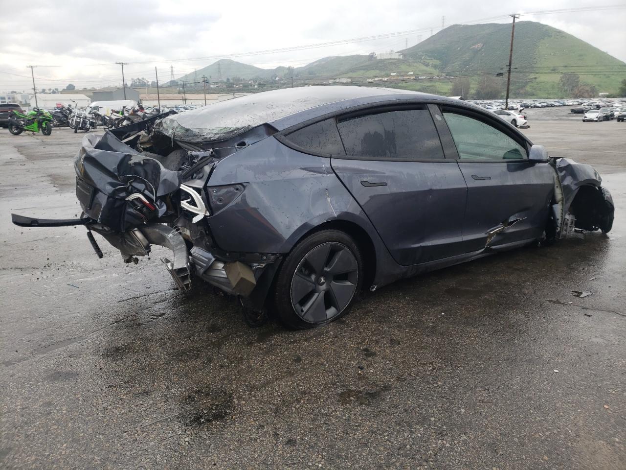 2022 TESLA MODEL 3 - Image 3