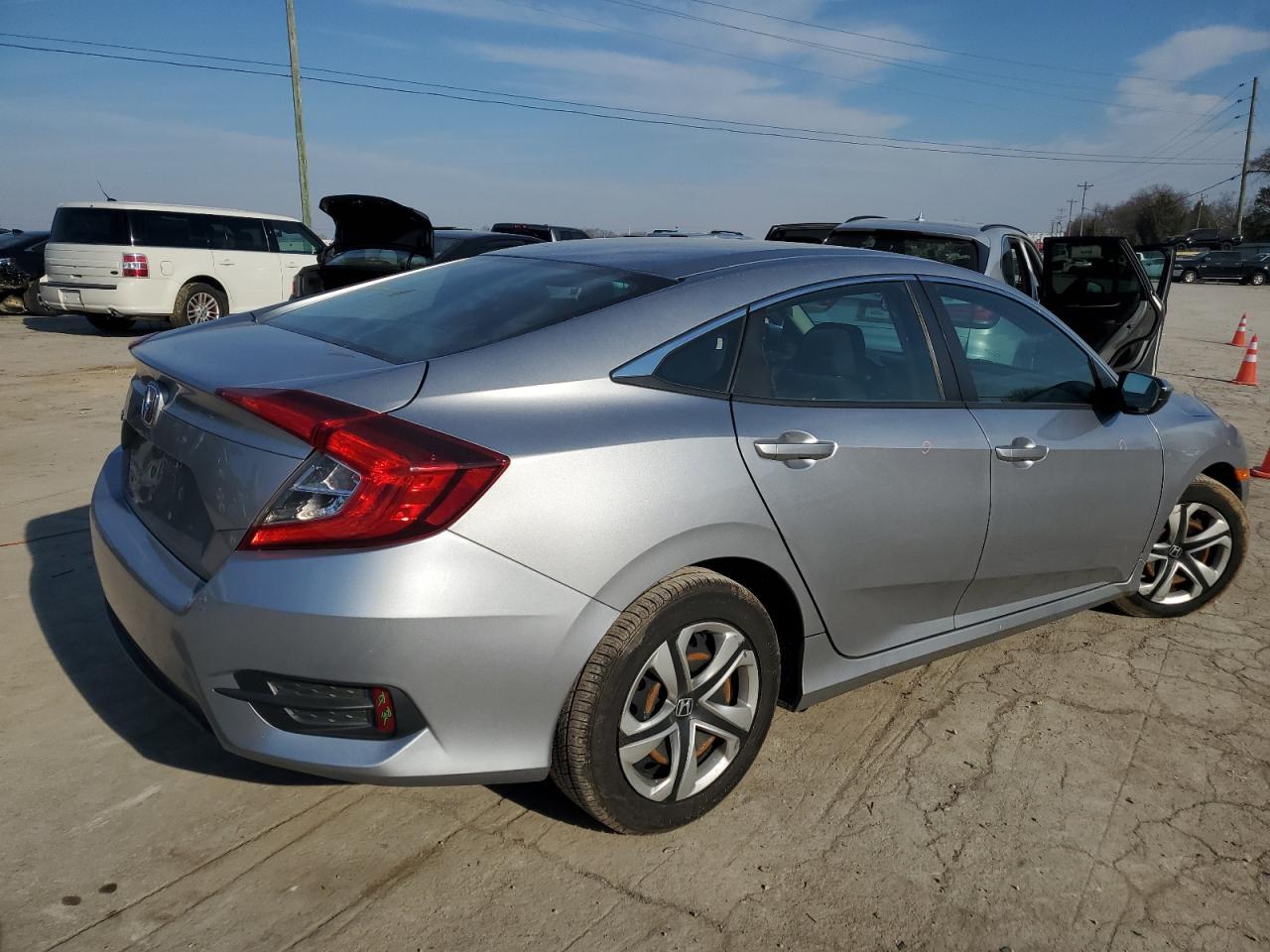 2017 HONDA CIVIC LX - Фото 3