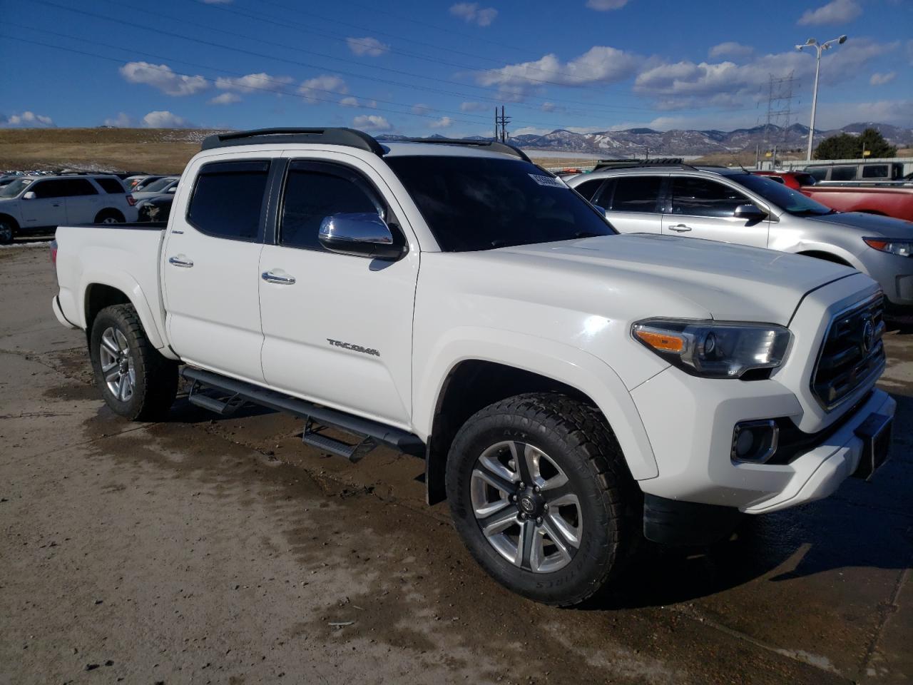 2017 TOYOTA TACOMA DOU - Фото 4