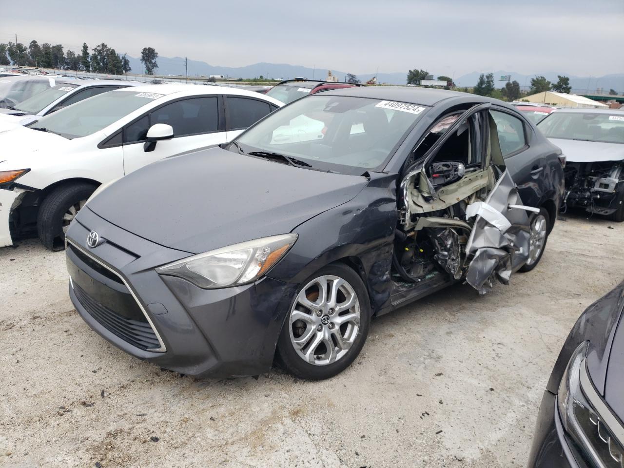 2017 TOYOTA YARIS IA