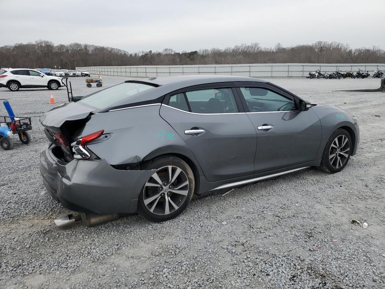 2017 NISSAN MAXIMA 3.5 - Фото 3