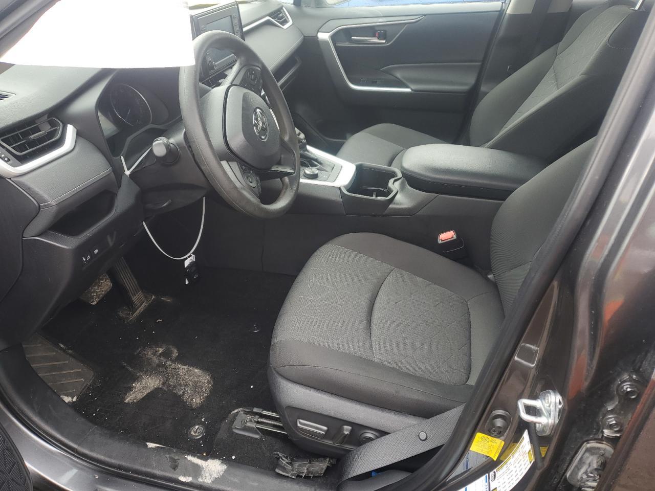 2022 TOYOTA RAV4 XLE - Фото 7