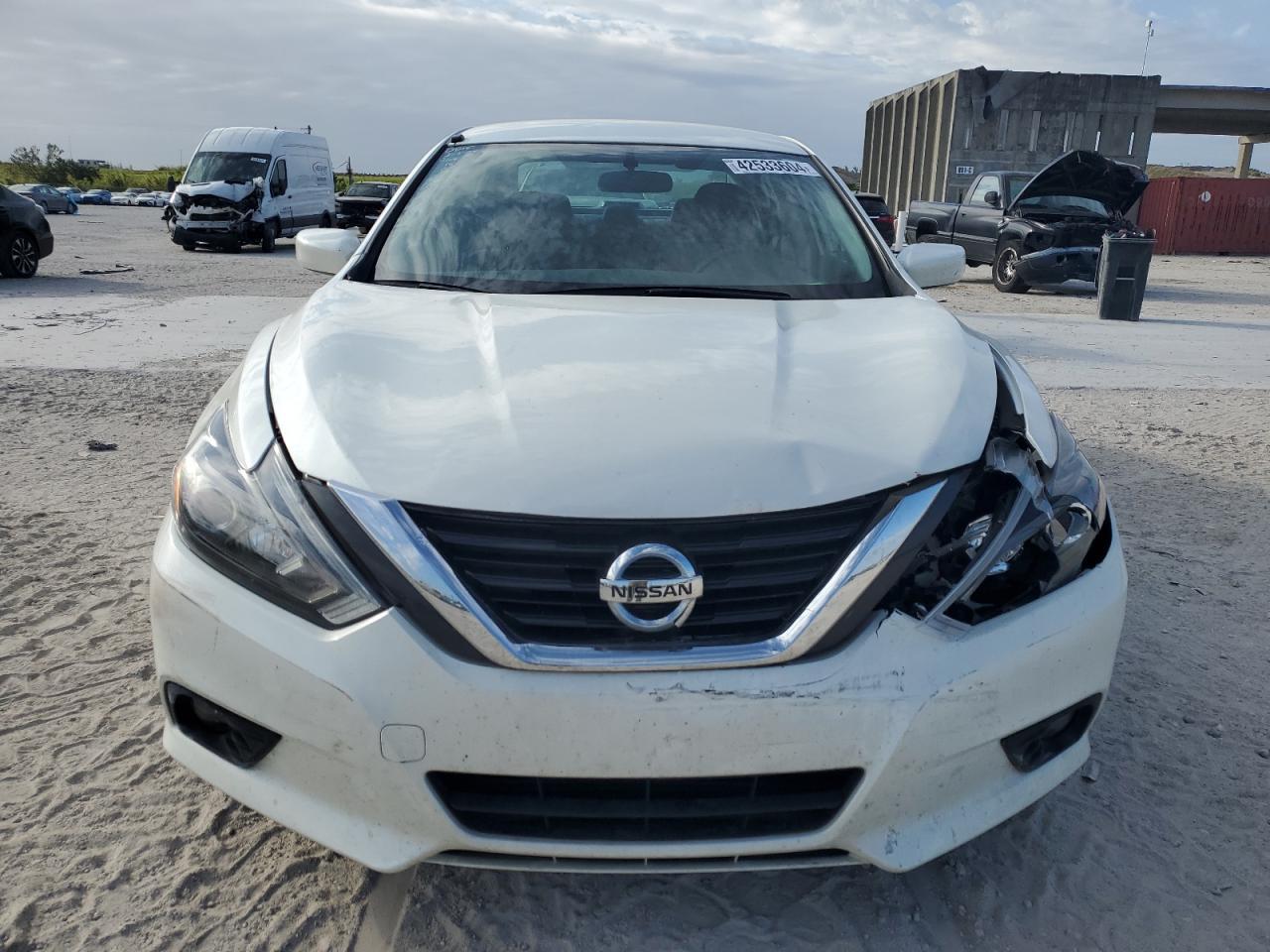 2017 NISSAN ALTIMA 2.5 - Фото 5