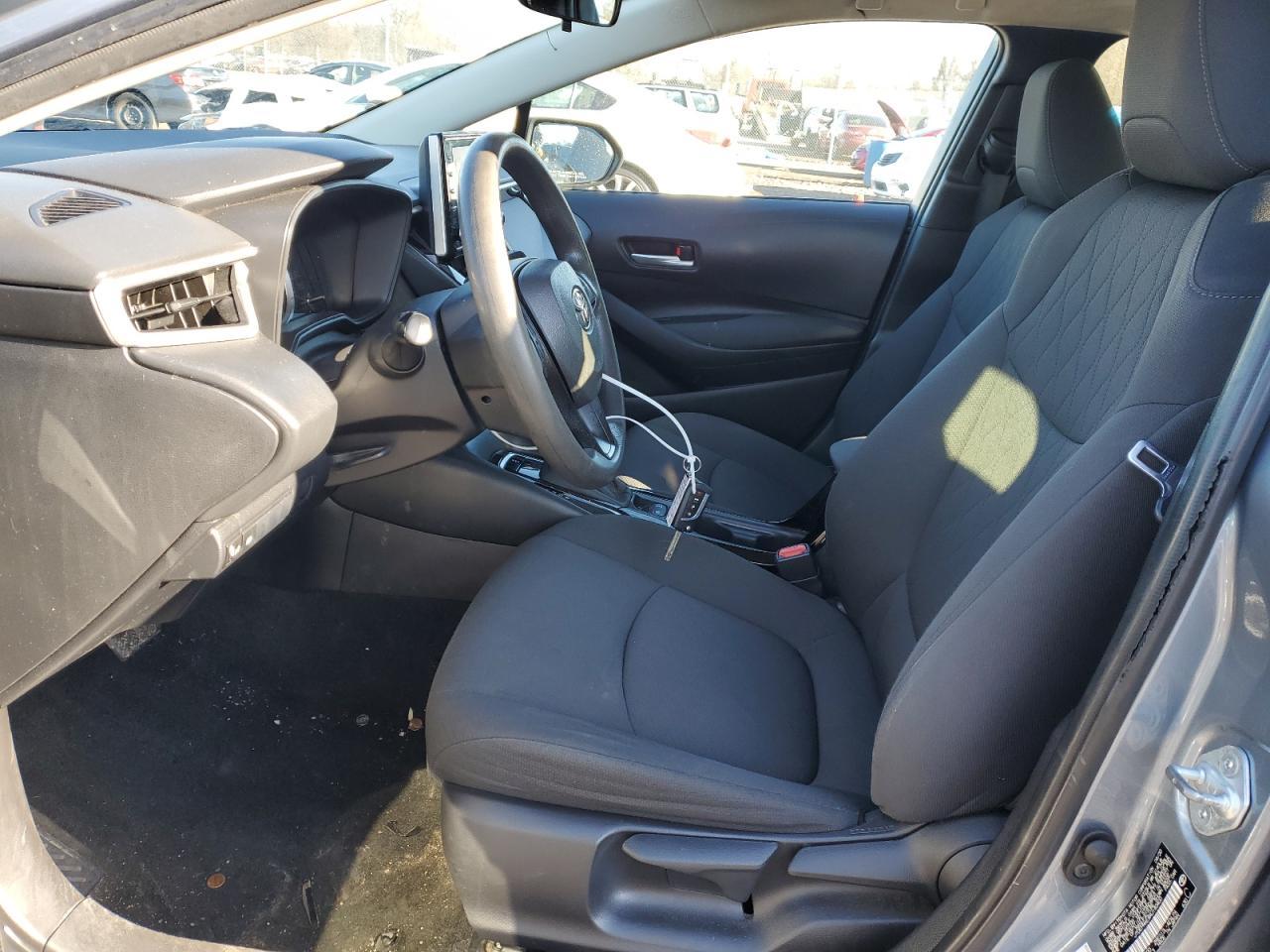 2021 TOYOTA COROLLA LE - Фото 7