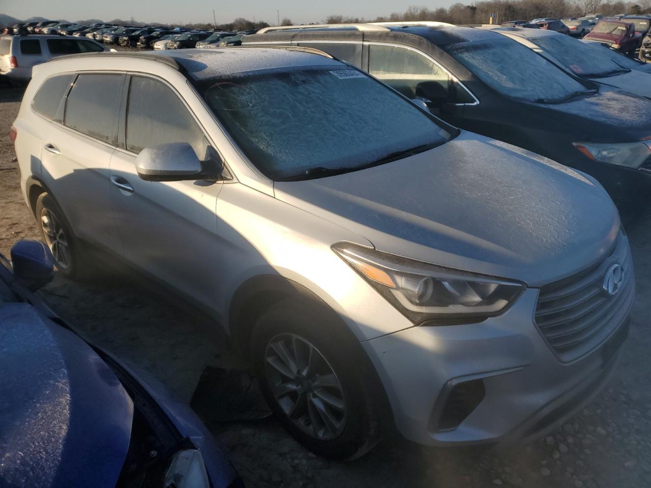 2017 HYUNDAI SANTA FE S - Image 4