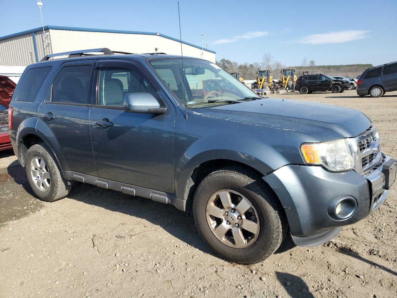 2012 FORD ESCAPE LIM - Image 4