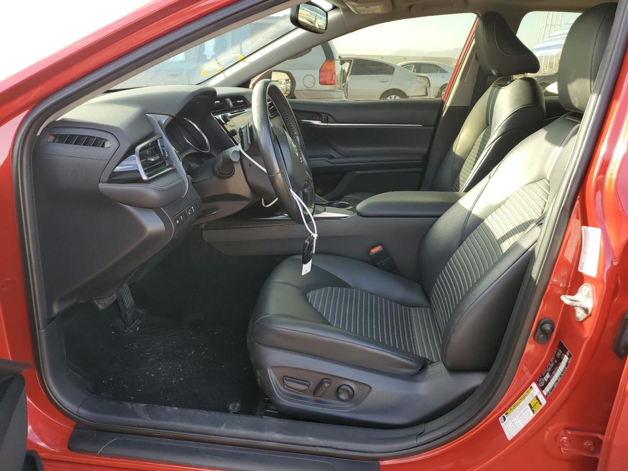 2020 TOYOTA CAMRY SE - Image 7