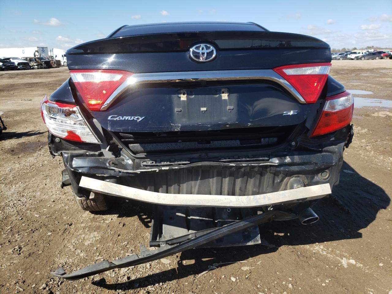 2017 TOYOTA CAMRY LE - Фото 6