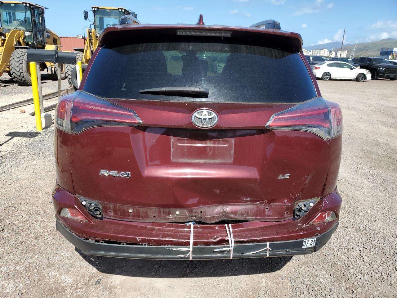 2017 TOYOTA RAV4 LE - Image 6