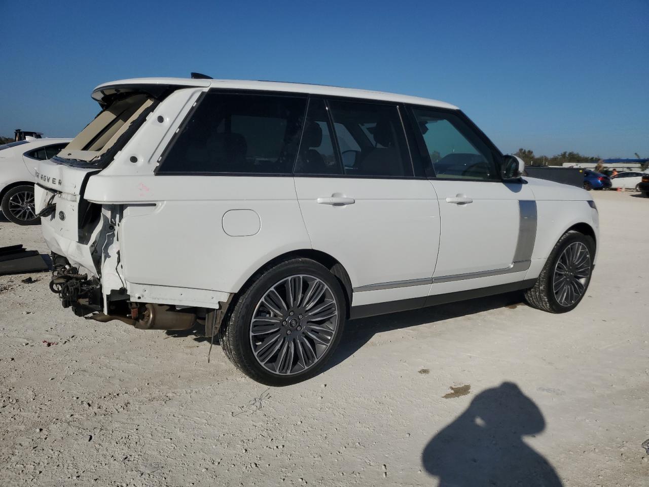 2022 LAND ROVER RANGE ROVE - Image 3