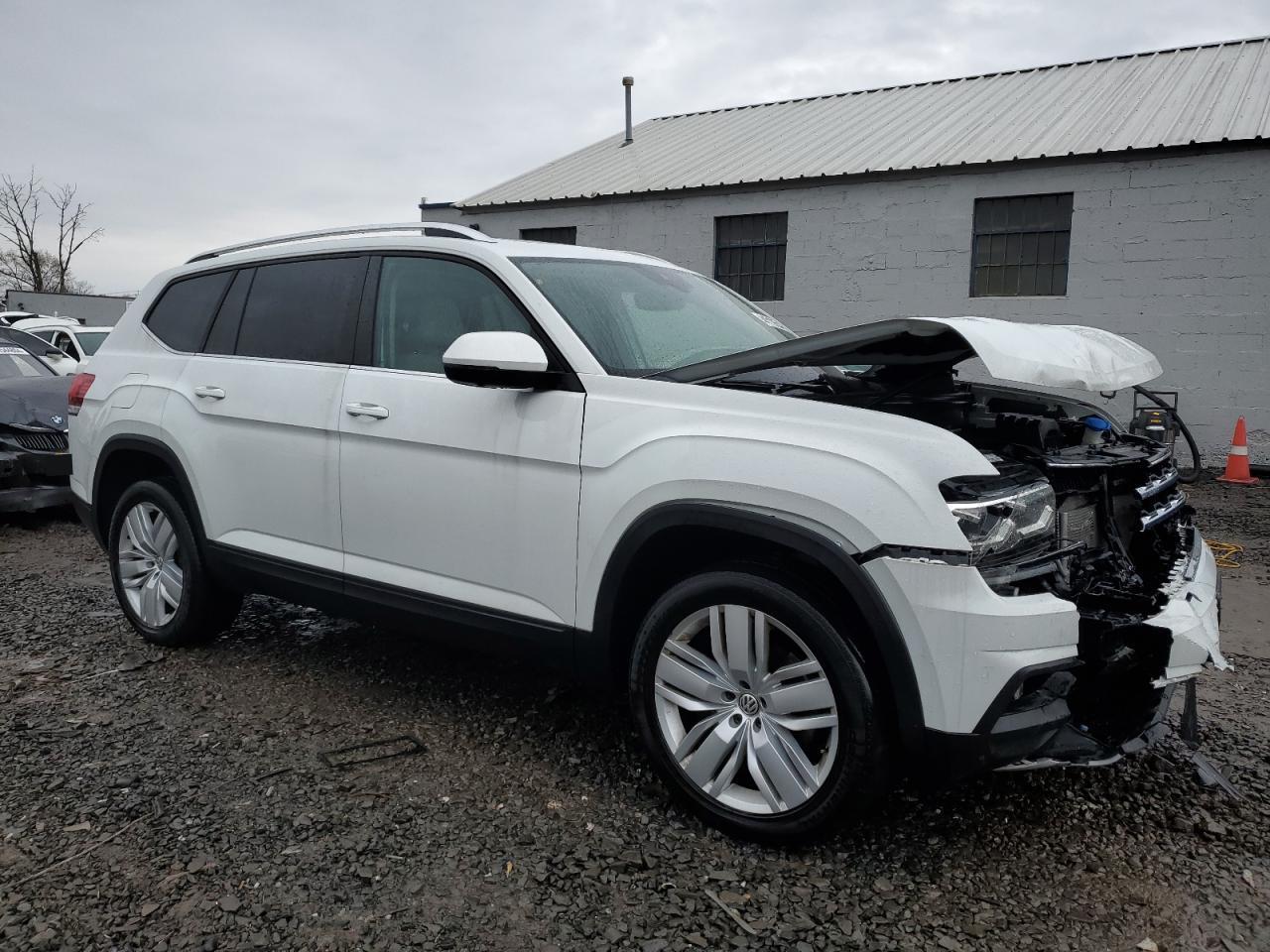 2019 VOLKSWAGEN ATLAS SE - Image 4