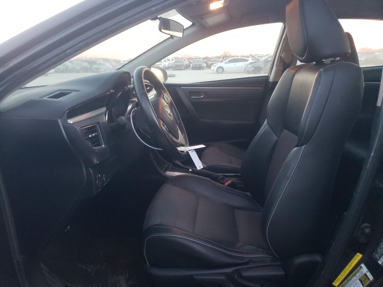 2015 TOYOTA COROLLA L - Фото 7