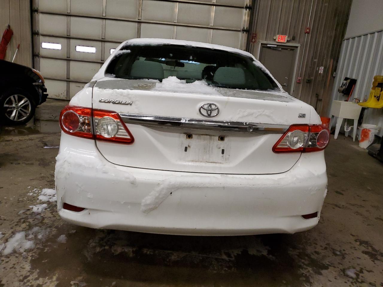 2013 TOYOTA COROLLA BA - Image 6