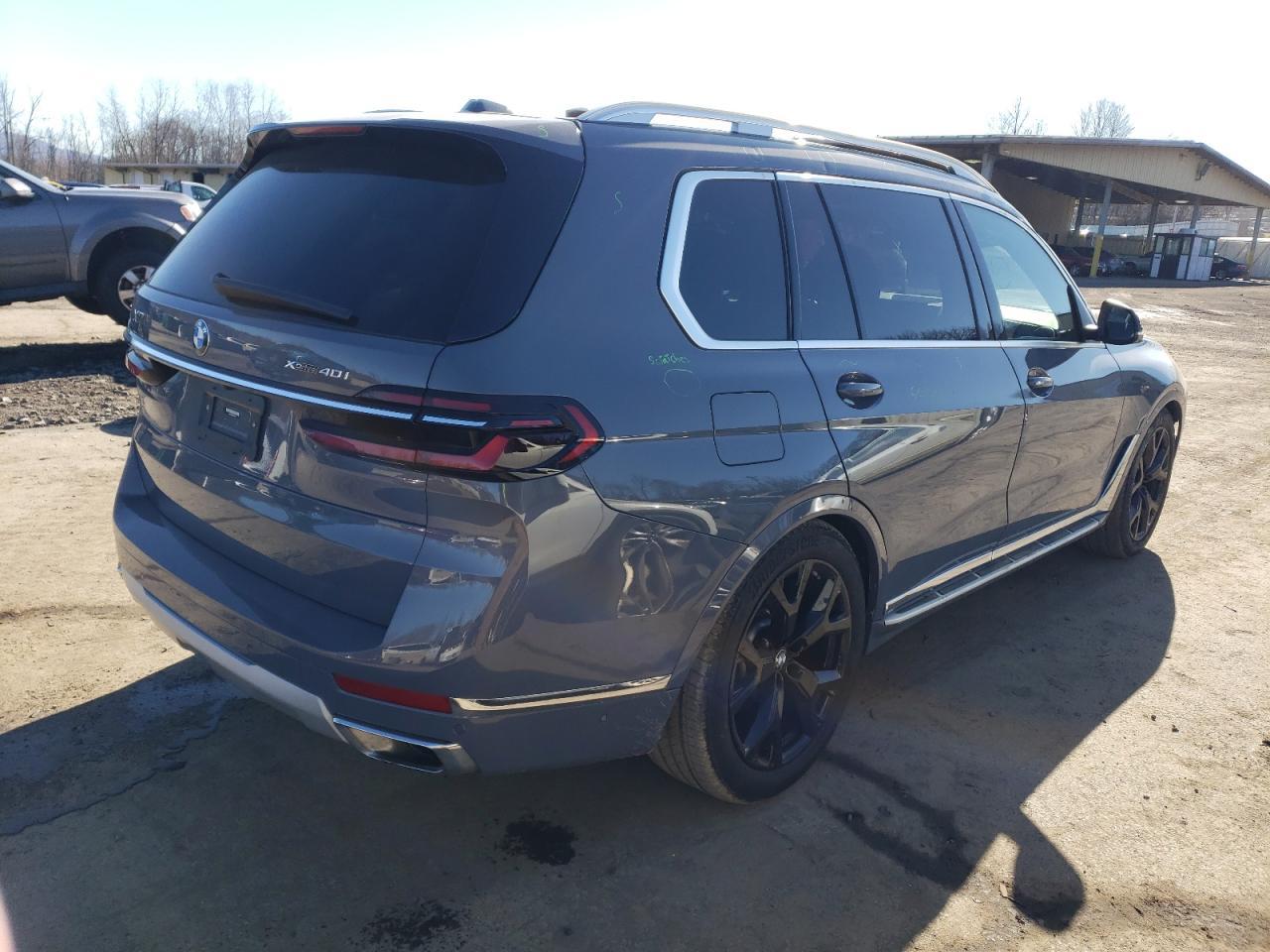 2024 BMW X7 XDRIVE4 - Image 3