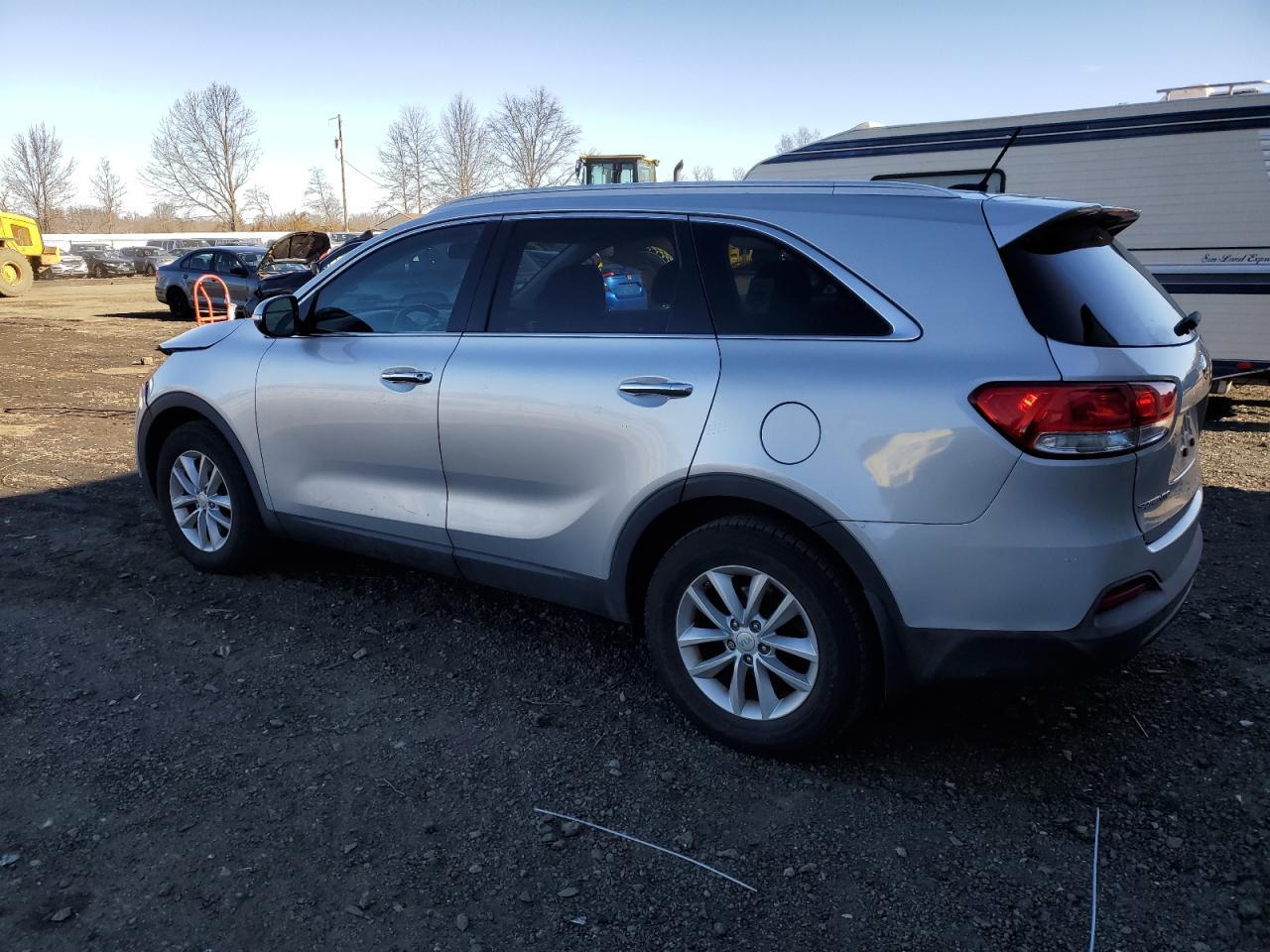 2017 KIA SORENTO LX - Фото 2