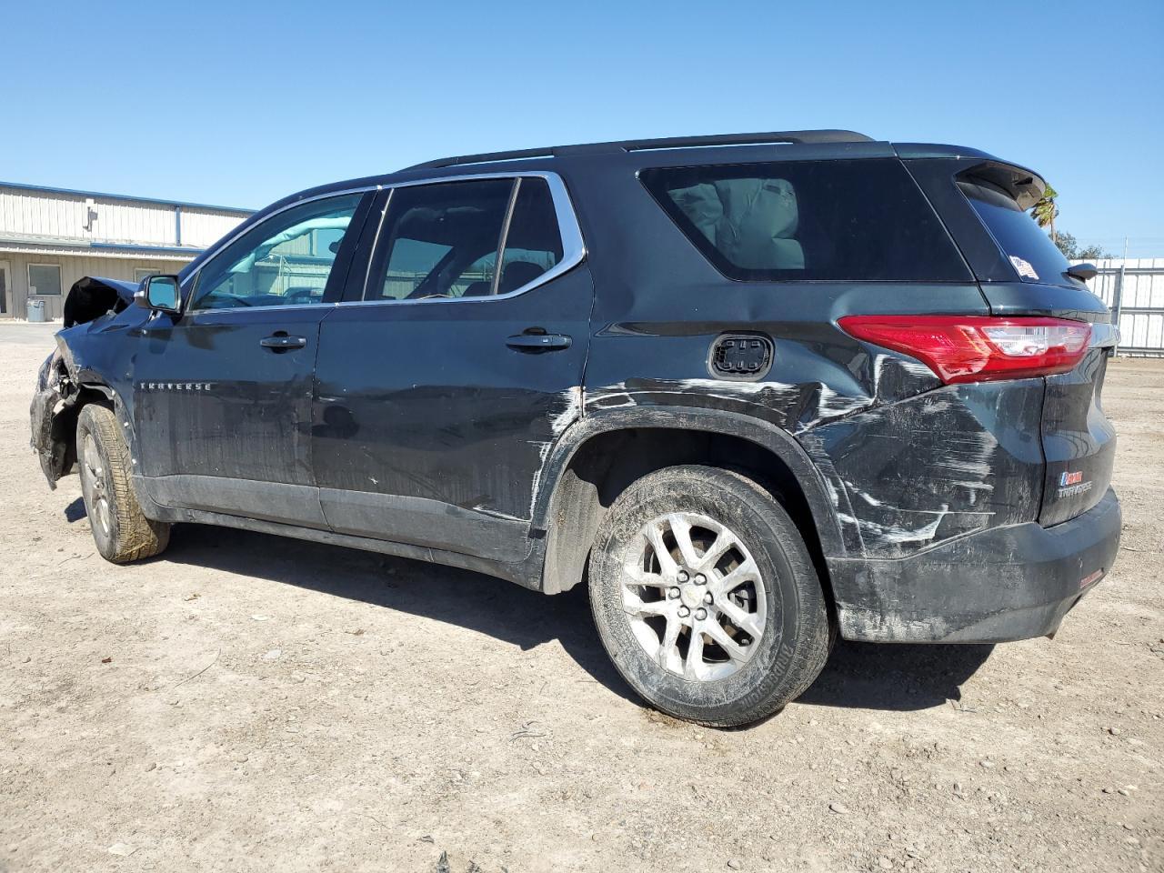 2021 CHEVROLET TRAVERSE L - Фото 2