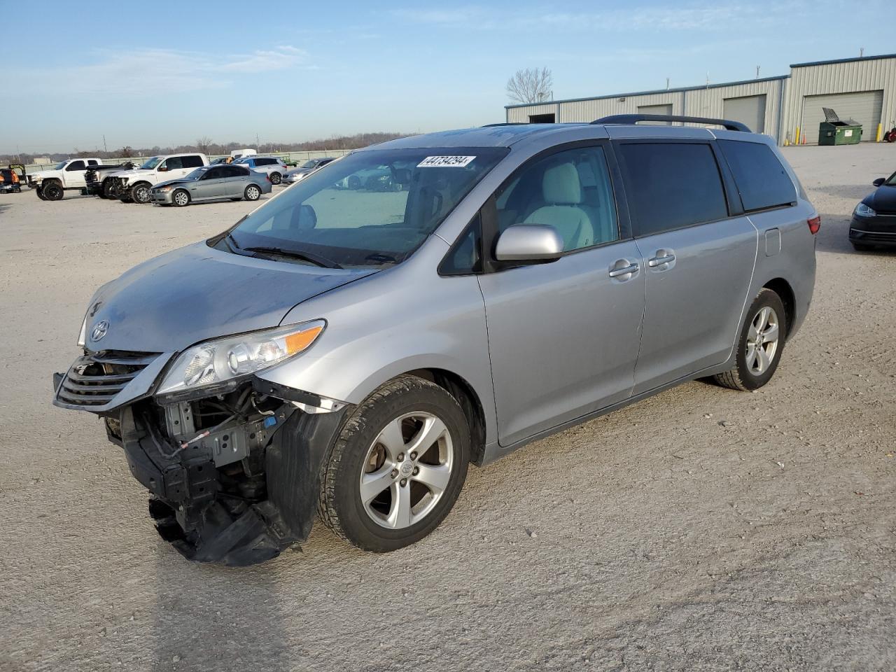 2015 TOYOTA SIENNA LE